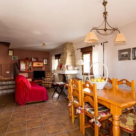 Сasa de vacaciones El Leñador I Hoyos del Espino